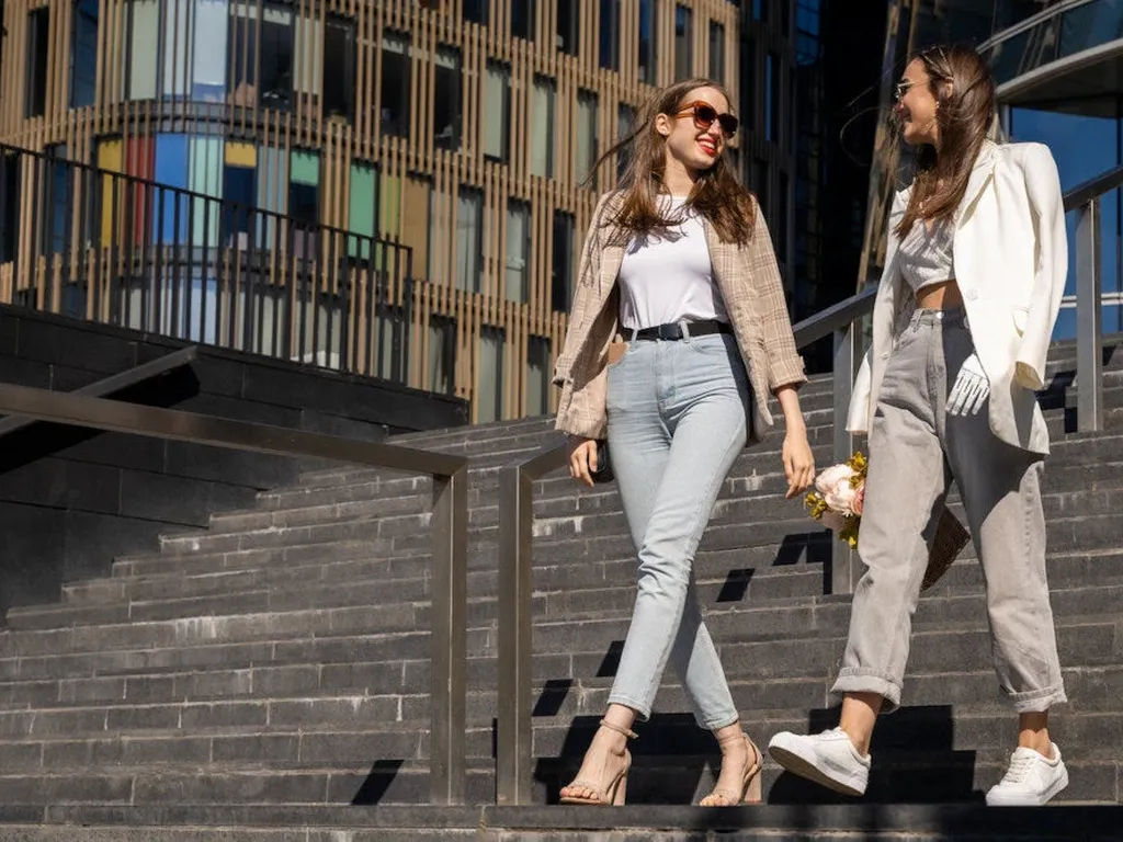 Dressing in Kenya: A Visitor's Guide